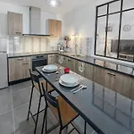 Σπίτι διακοπών Maison Lumineuse Avec Verriere & Grand Ecran Saint-Leu-dʼEsserent