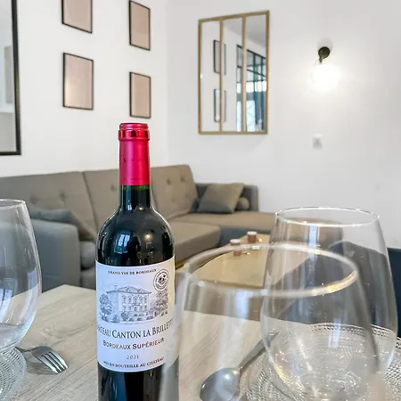 Holiday home Maison Lumineuse Avec Verriere & Grand Ecran Saint-Leu-d'Esserent