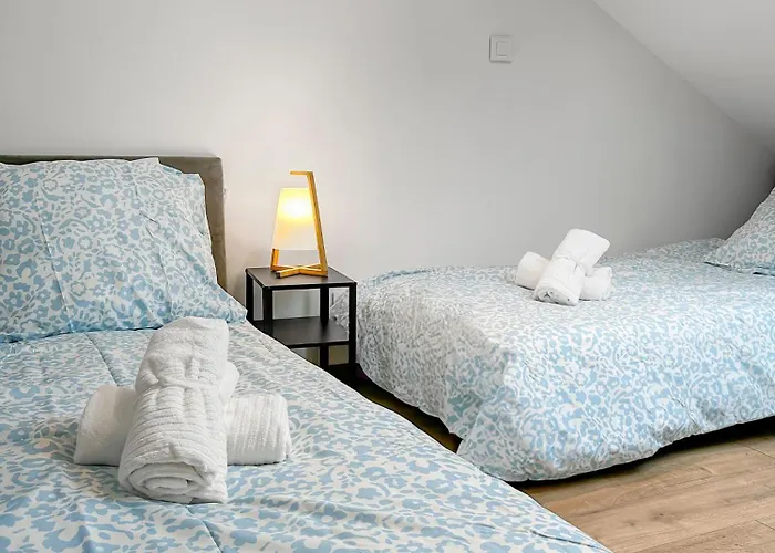 Holiday home Maison Lumineuse Avec Verriere & Grand Ecran *