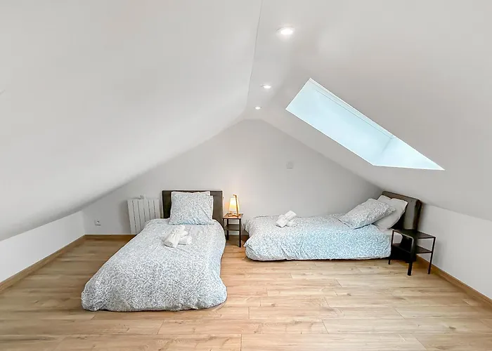 Maison Lumineuse Avec Verriere & Grand Ecran 度假居 Saint-Leu-dʼEsserent